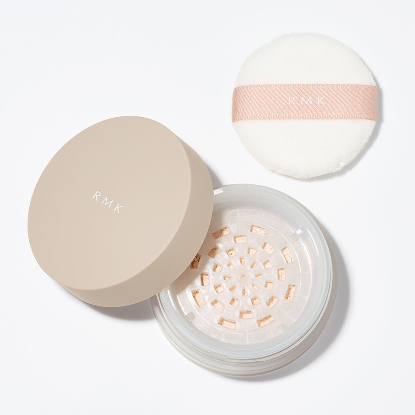 RMK Airy Touch Finishing Powder