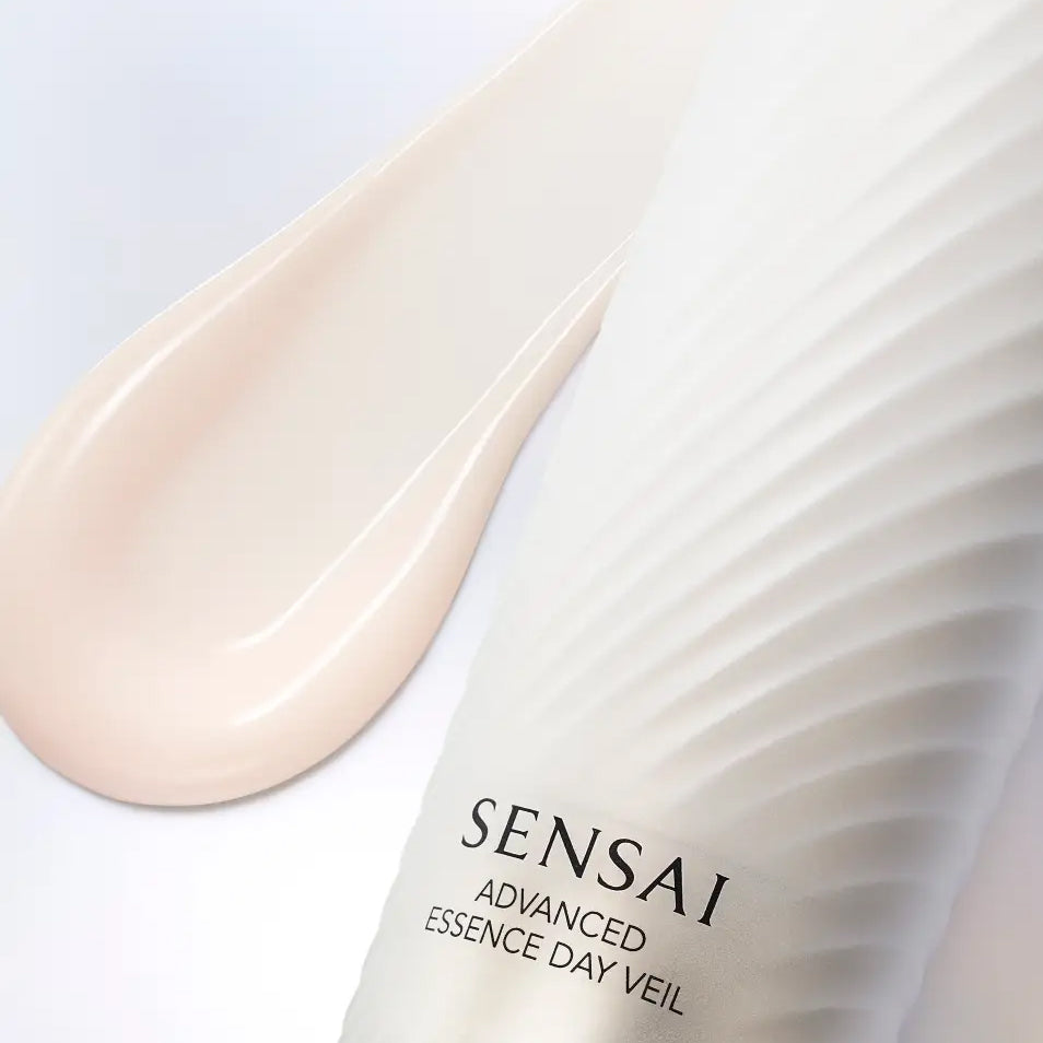 SENSAI エッセンスデイヴェール SENSAI Advanced Essence Day Veil – Everglow Cosmetics