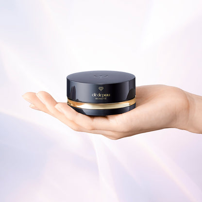 Clé de Peau Beauté Translucent Loose Powder n M Small