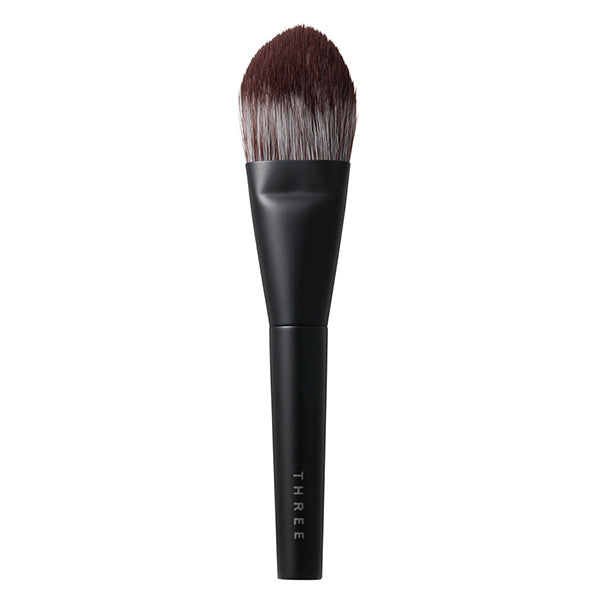 THREE Pristine Complexion Powder Foundation Brush THREE Pristine Complexion Powder Foundation Brush
